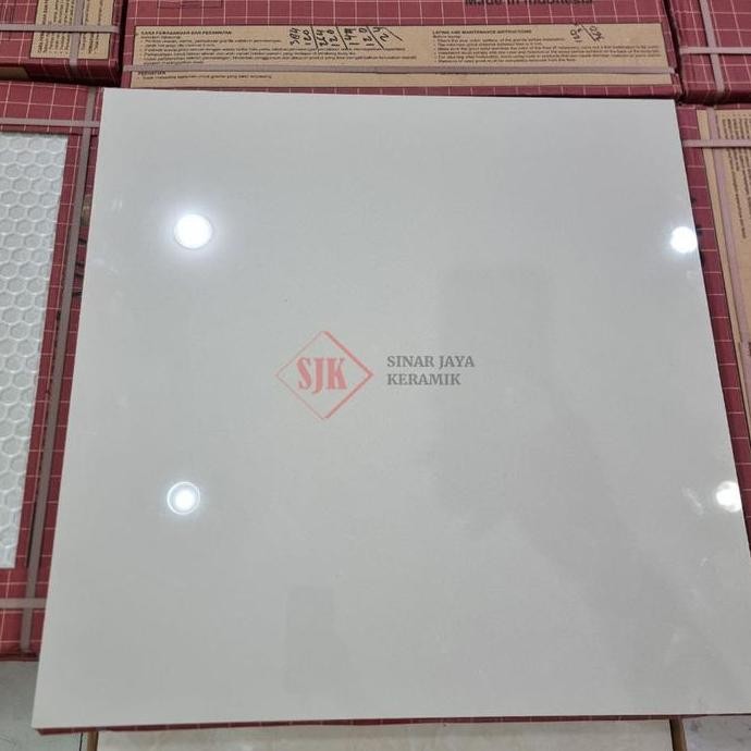 GRANIT MURAH 60x60 Granit Cream Polos 60x60 KW1