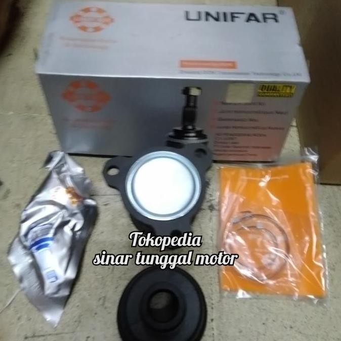 as roda dalam kiri suzuki vitara 4X4