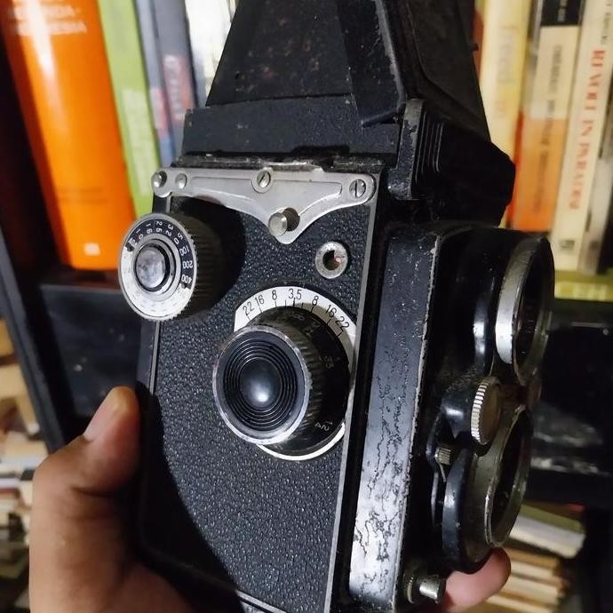 Kamera film Yashica 635 jadul