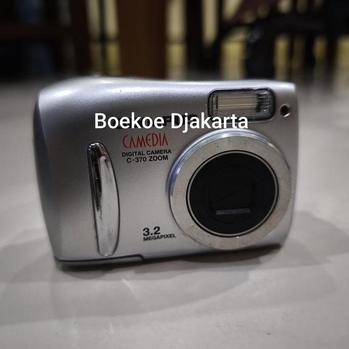 Kamera Digital Olympus Camedia C-370