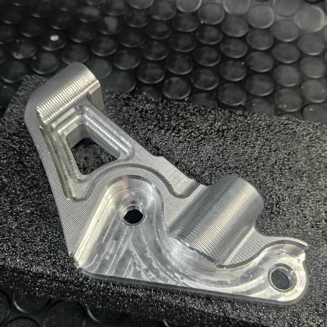 CALIPER NISSIN TWIN AFRICA 4P SET BREKET CALIPER RX KING DISK 300mm