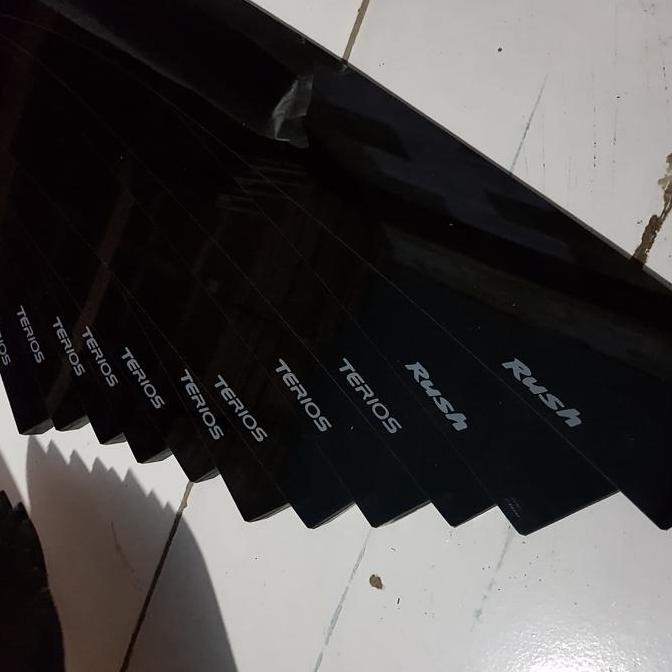 Talang Air Mobil Toyota Rush Slim 3M - Perekat 3M Ori