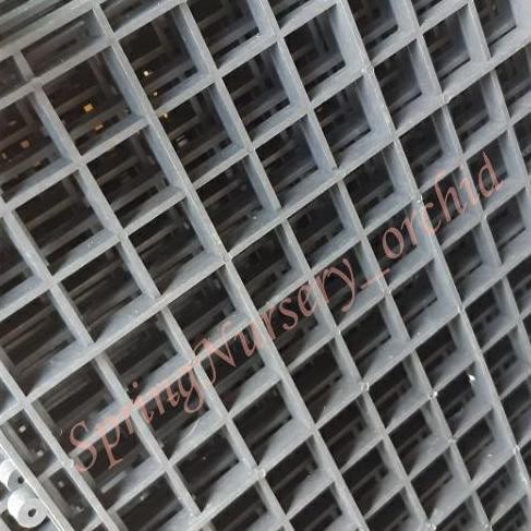 MEJA/RAK ANGGREK DAN HIDROPONIK PLASTIK IMPORT TAIWAN