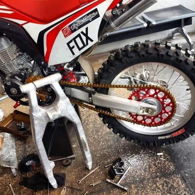 SWING ARM BAHAN ALMU CUSTOM MERK DX HONDA CRF 150 L