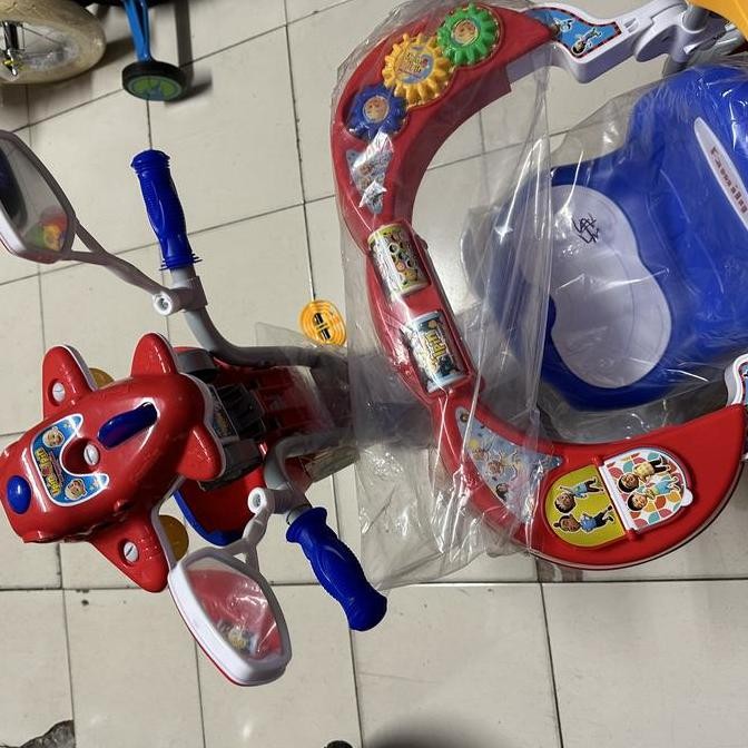 Sepeda Roda 3 Anak Family Pesawat Musik Dorongan Sender Pengaman Gowes