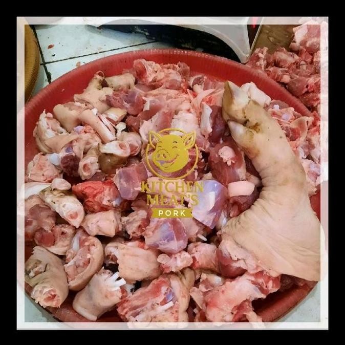 

Pork Cu Kiok/Kaki Babi Potong Kecil/ Daging/ Frozen