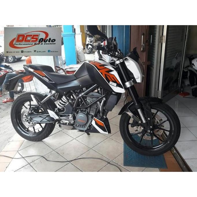 ready spakbor depan carbon KTM DUKE 200/250