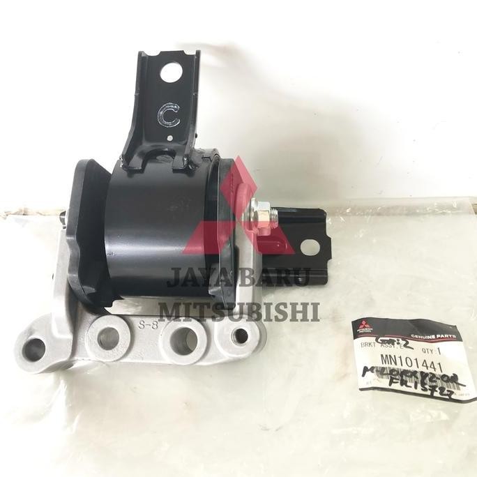 Engine Mounting Outlander Kanan Asli