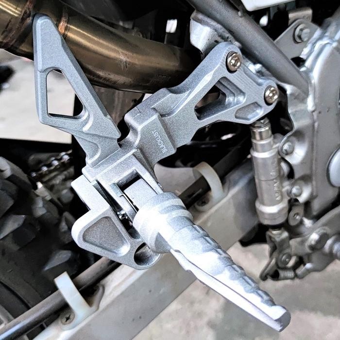 Pijakan Kaki Belakang KLX DTRACKER 150 Footstep Lipat Belakang KLX