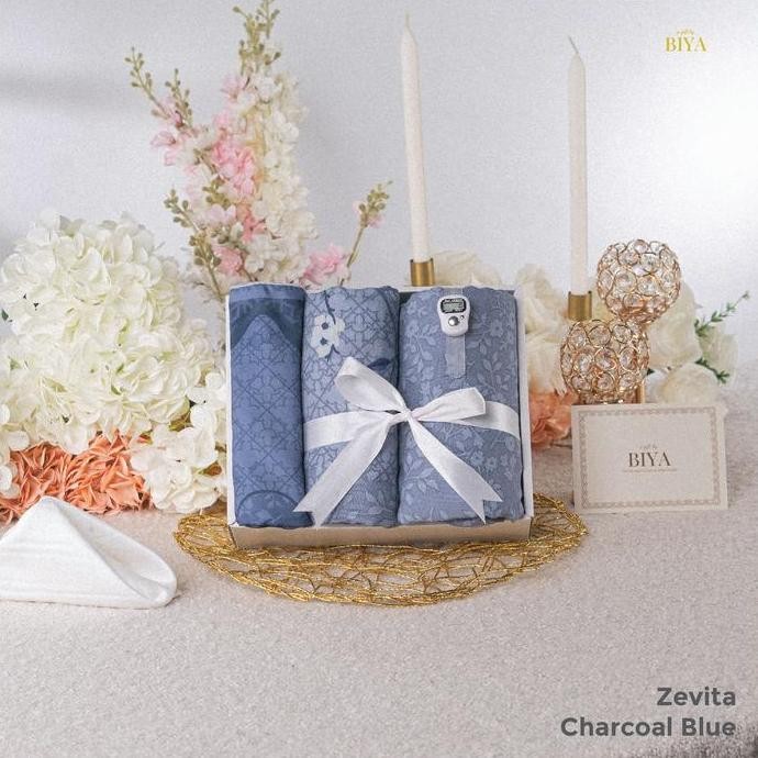 MUKENA DAN SAJADAH TAZBIYA X KEMISO SPECIAL GIFT/KADO/HAMPERS/HADIAH