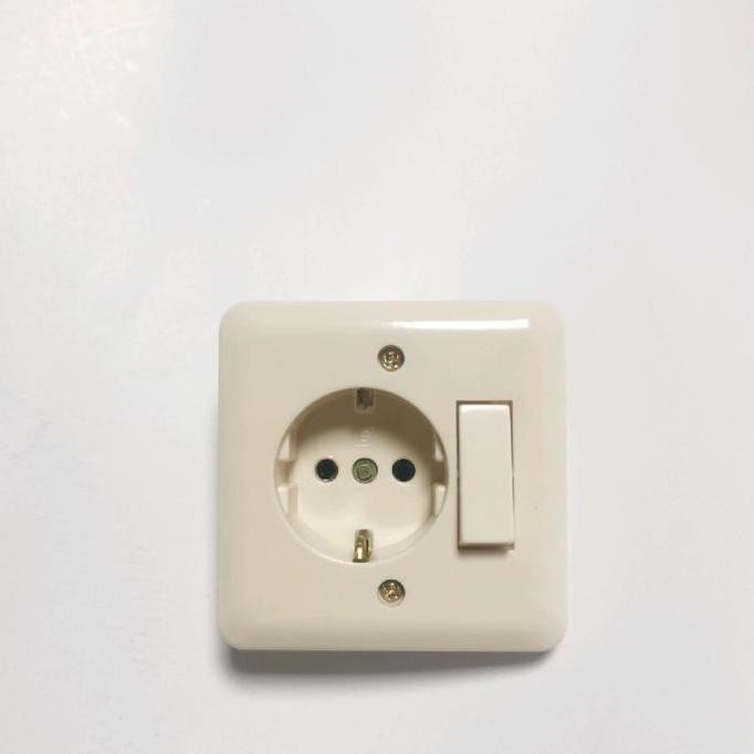 new  Saklar Stopkontak Broco Stopkontak Saklar Broco Saklar + Stopkontak Broco Stopkontak Switch Bro
