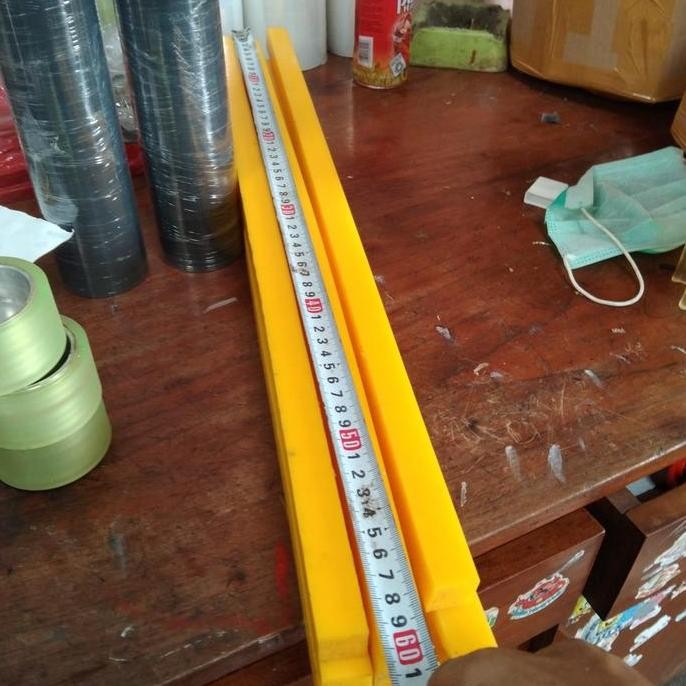 

Cutting Stick Offset Tatakan Potong Kertas 19X19X60Cm - Stick Mesin