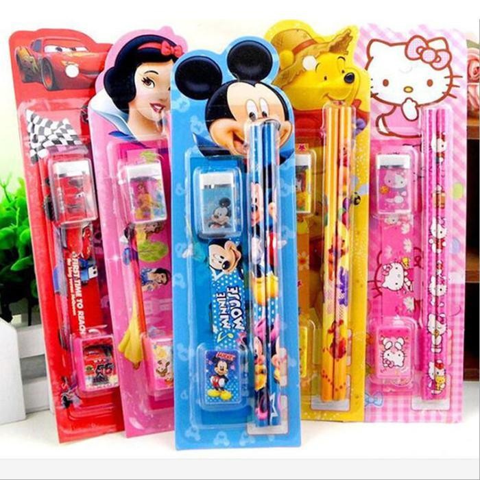 

EMS Paket Alat Tulis Stationery Set Kartun Pensil Penghapus Penggaris Lentur Serutan Rautan Lucu Imut Hewan Bear Rabbit Kado Souvenir