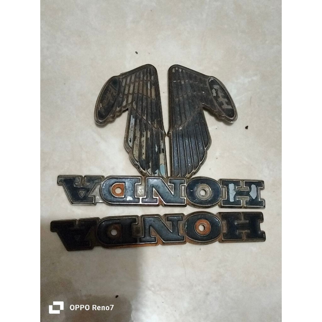 emblem tangki Honda cb100 cb125 s90z original