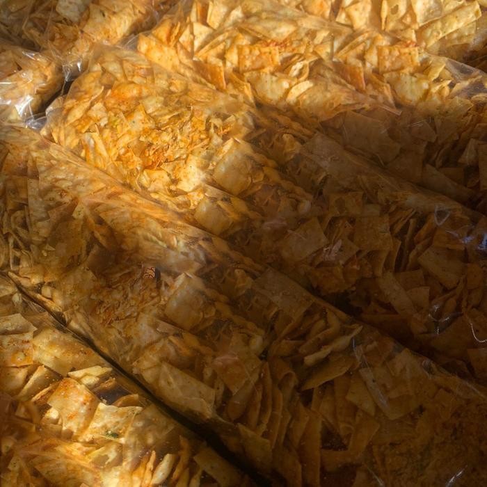 

LM Ngeripik Pangsit Daun Jeruk Azizha pedas keripik & camilan isi Asin