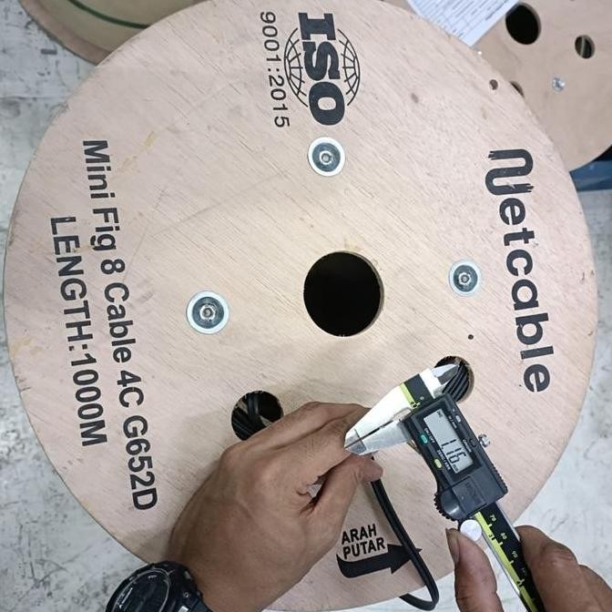 Kabel Fiber Optik Fo Mini Fig8 Fig 8 Panjang 1000M 1Km 2 Core 4 Core 6 Core New Stok