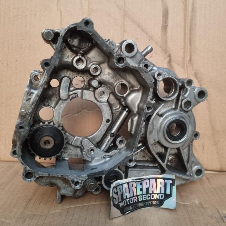 Crankcase kalter krengkes blok block mesin tengah kiri nomer revo absolute absolut blade 110 lama ol