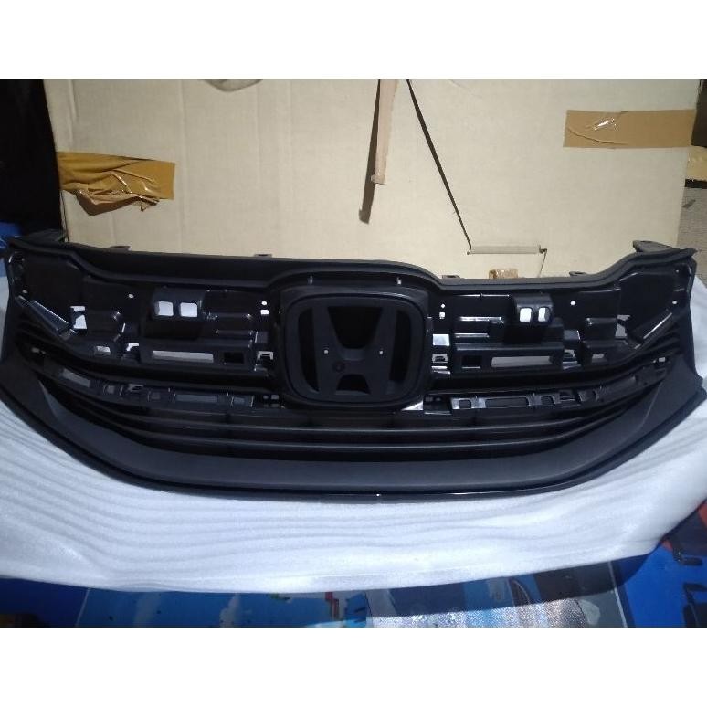 Grill Mobilio E facelift 2017-2021 genuine