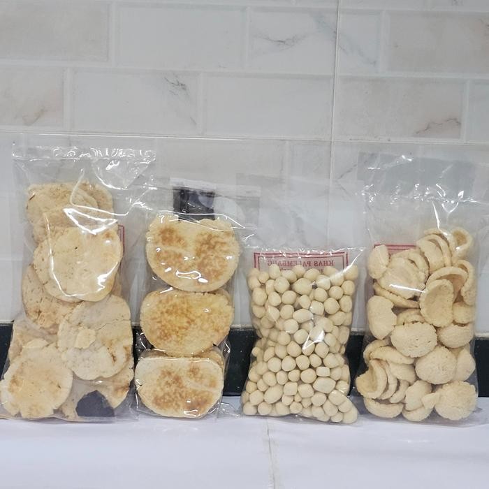 

Paket Mantap 1 Kemplang Bakar Gabus Lonjong Bakar Tenggiri Retak Seribu Getas