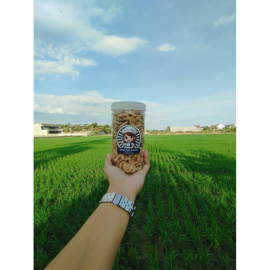 

SEDIA! Paket Bundling 3 Toples Peyek Koin Kacang Daun Jeruk 900gr Renyah Gurihnya Bikin Nagih Peyek Koin Mamak Cemilan Food Snack Original Makanan Pedas Makanan Pedas Ori!!