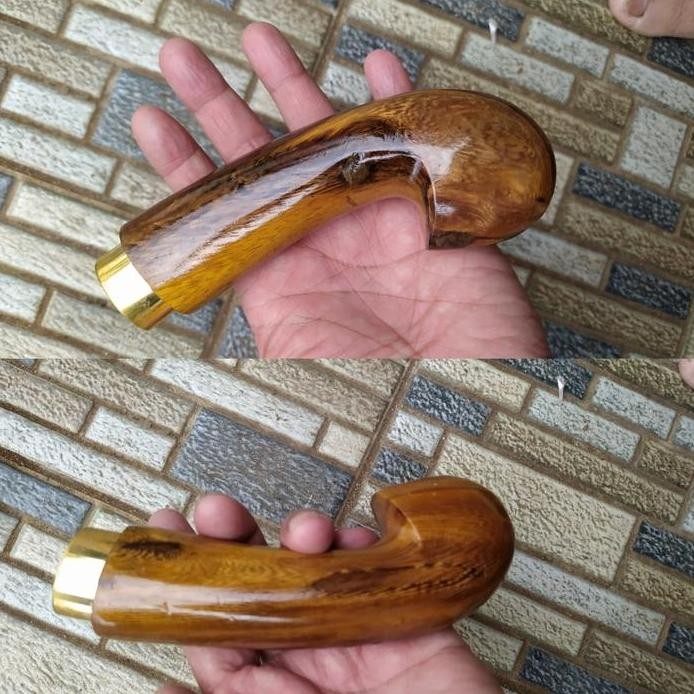 Golok Gagang Kayu Kuat Siap Pasang