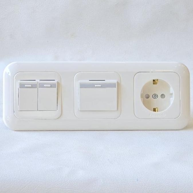 tersedia panasonic saklar 3 gang + saklar seri + engkel + stopkontak tanam