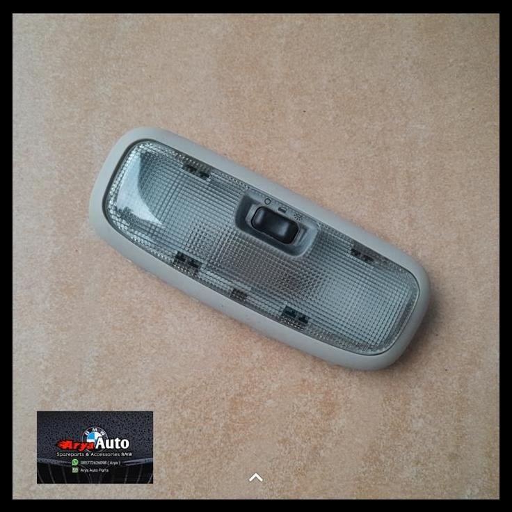 TERBARU LAMPU PLAFON FORD FOCUS BELAKANG 