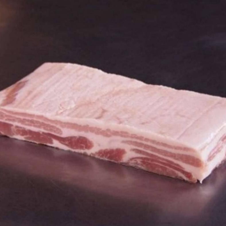 

daging babi samcan tanpa kulit pork belly skin off / no skin 1kg Nugi