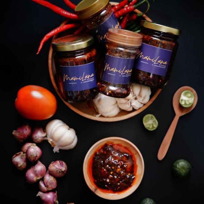 

Mamilana Chili Oil Kecil - Minyak Cabai Pedas Nikmat Diskon!