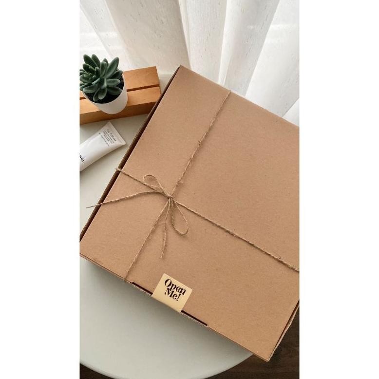 

gift box full set, kotak kado full set Nugi