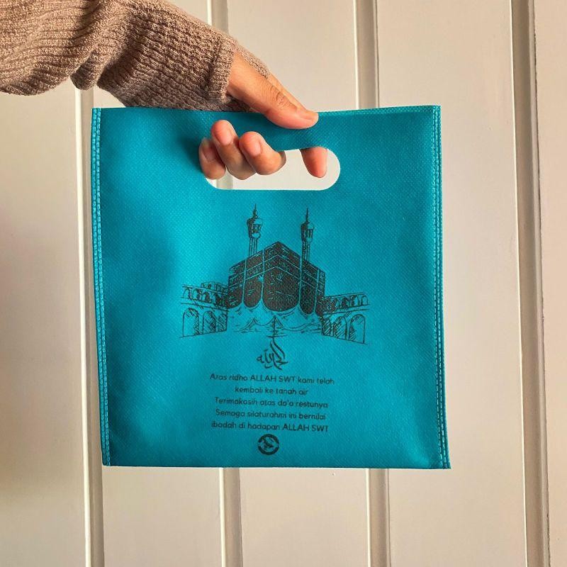 

Bis Goodie Bag Suvenir Haji Oleh Oleh Umroh Termurah Harga Grosir Tema Kabah Mekah Wadah Bingkisan Hajatan Banyak Pilihan Free Sablon Seperti Gambar Fop 20.20