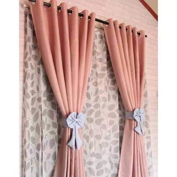 

Gorden Blackout Polos Pink Tebal Lembut 150x200cm Nugi