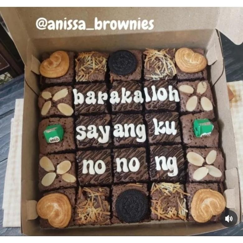 

Brownies Skat Fudge Custom Kata2 20x20 | Bisa Kirim luar kota Nugi