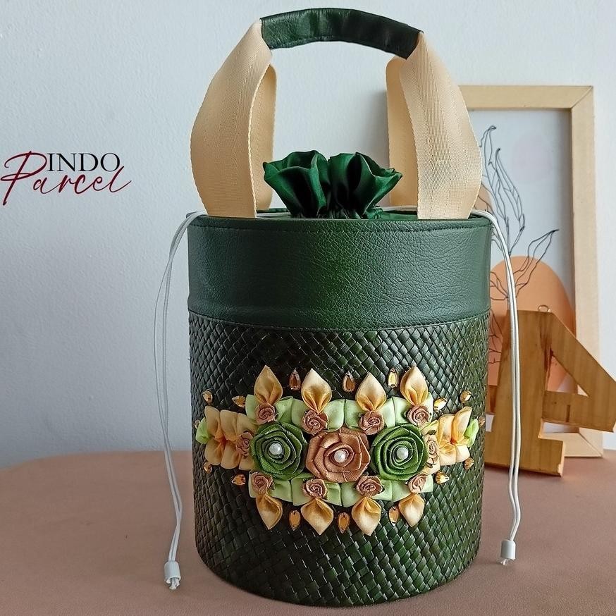 

INDOPARCEL - Tas Parcel Anyaman Goodie Bag Tas Hampers Tas Jinjing Souvenir Tas Parsel keranjang Terbaru Nugi