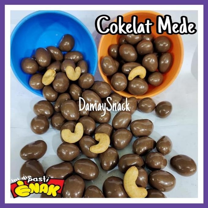

Cokelat Isi Kacang Mede Premium 250gr - Coklat Kiloan Enak dan Lezat Termurah