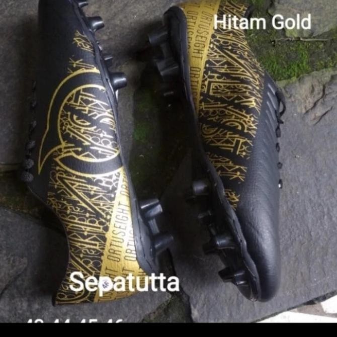 sepatu bola ukuran besar sepatu bola jumbo big size Terlaris