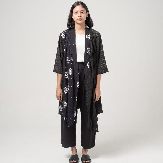 Dama Kara Kaimana Outer Lace