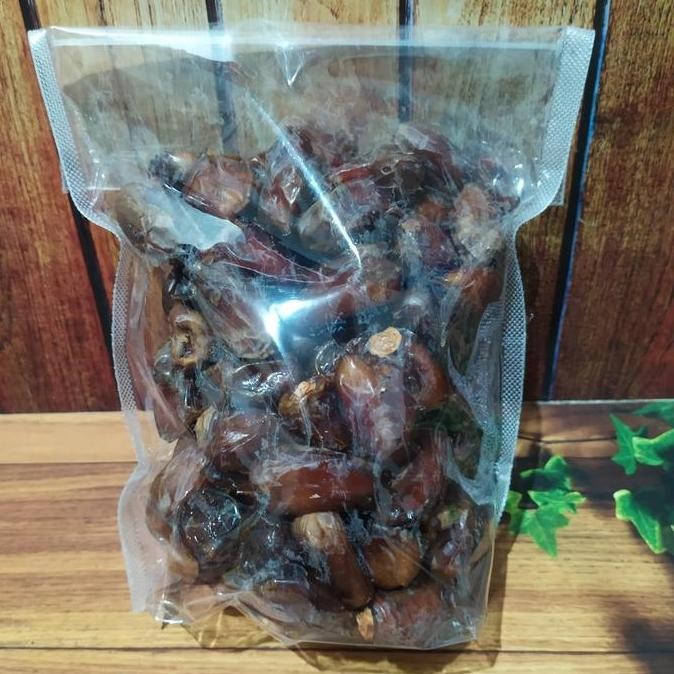 

Kurma Mesir Shoidi 1Kg King Dates