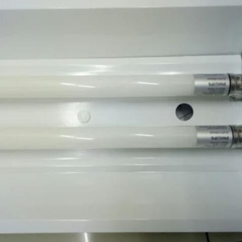 Lm Kap Tki 2X36 Komplit (Kap+Fitting+Lampu)Philips Led 16 Watt
