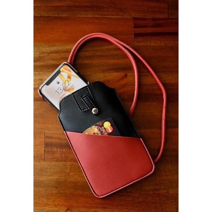 

Tempat Handphone + Id Card Warna Merah Multifungsi Kalung Gantung Original