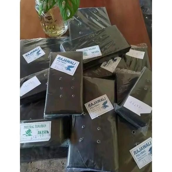 Plastik Polybag 30x30 eceran isi 100 lembar - Polybag eceran 30x30 - planter plastik polybag eceran 