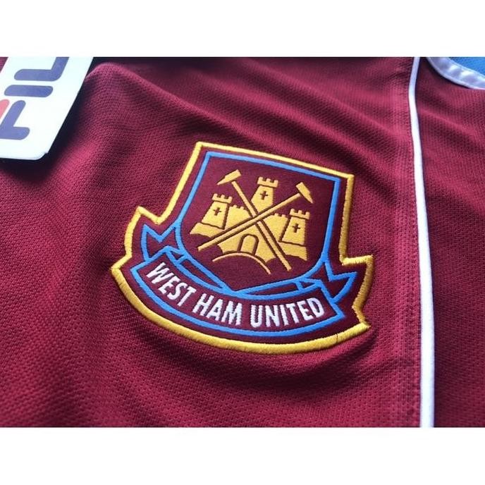 Jersey Retro West Ham Home 1999 Dr Martens Terlaris