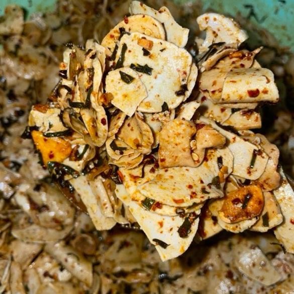 

Basreng Pedas Daun Jeruk Gram