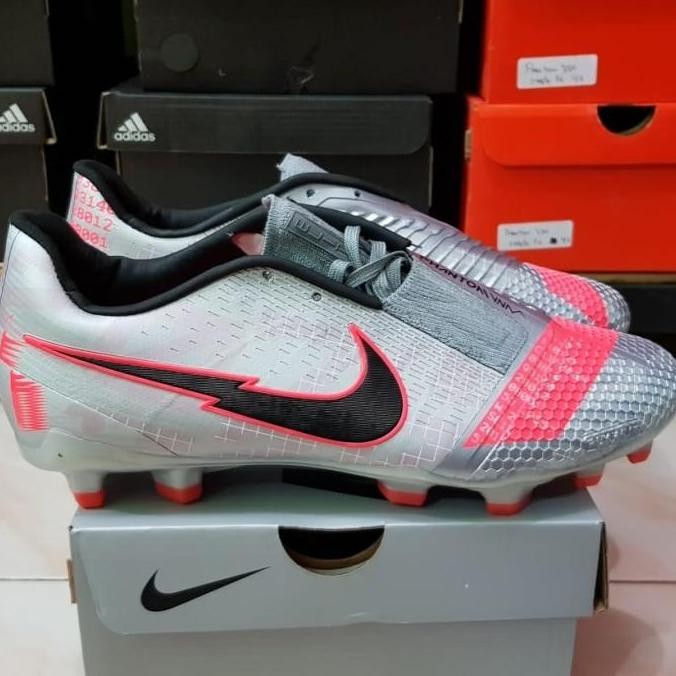 Sepatu Bola Soccer Nike Phantom Venom Bomber Grey Fg Terlaris