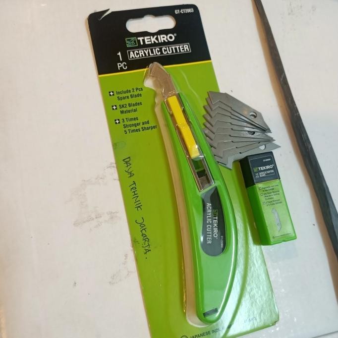 

Readyy!! tekiro cuter akrilik PLUS isi pisau akrilik 10pcs original acrylic
