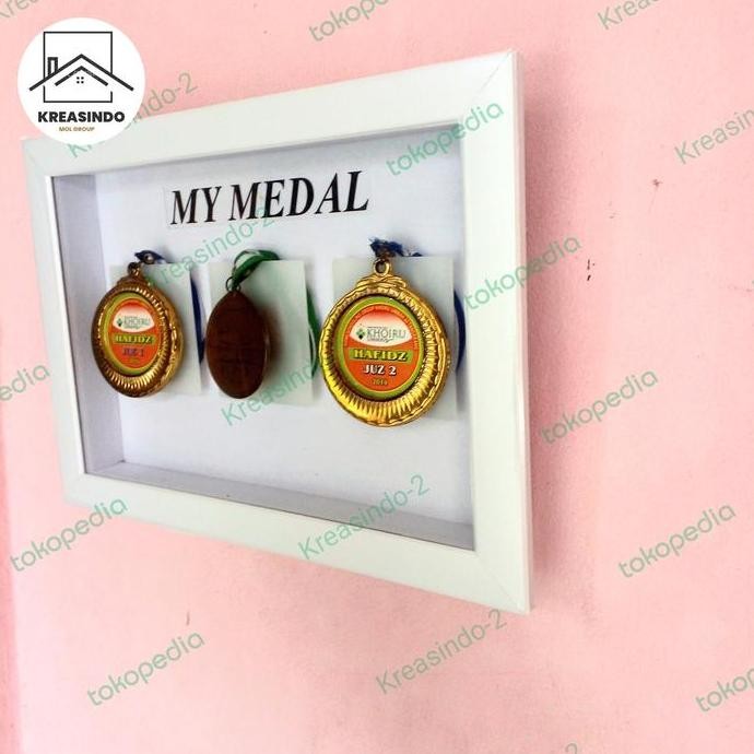 Baru frame medali pigura