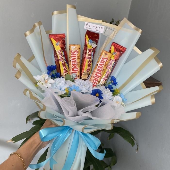 

Bouquet Snack/Buket Bunga Premium Hadiah Ulang Tahun,Wisuda,Kelulusan