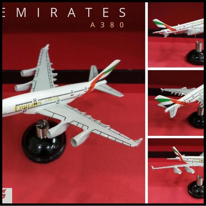 Miniatur Replika Pesawat Per Emirates