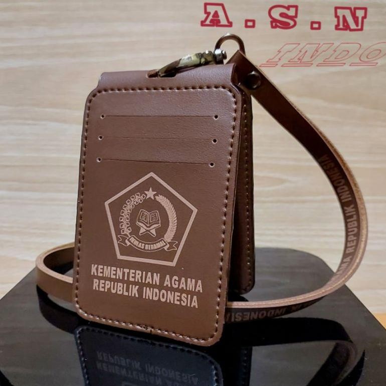 

Id Card Kulit Lipat Magnet KEMENAG Id Card Kulit KEMENAG Lipat