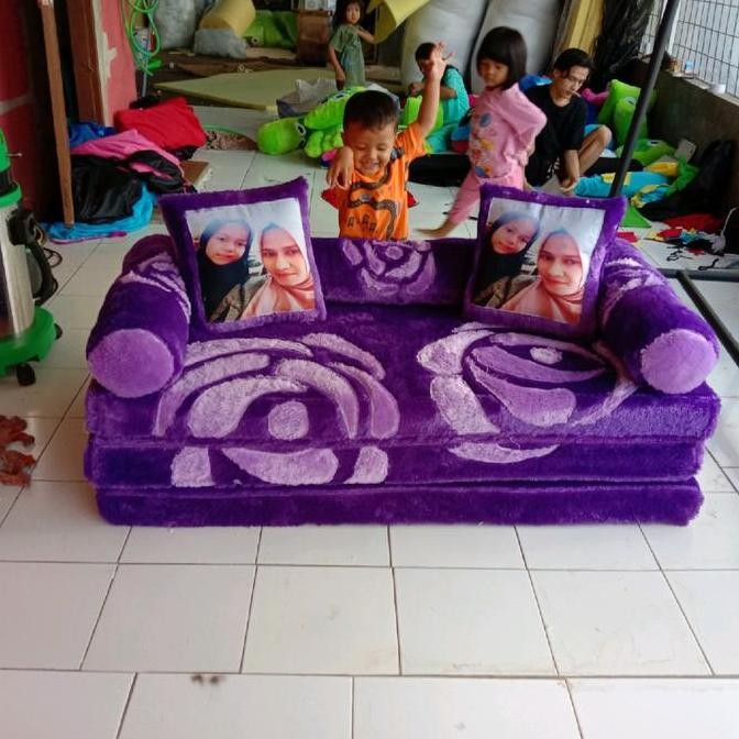 Sofa Bed Bulu Rasfur Karakter Bunga Seo